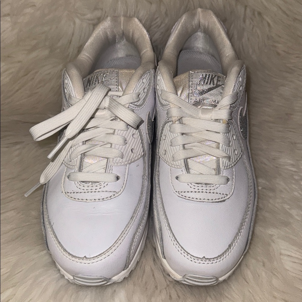 Nike Air Max 90 SE Silver Glitter/White Sneakers Size 5.5 - Picture 4 of 11